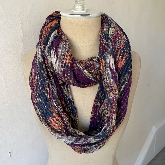 Urban Outfitters Ecote Multicolor Cotton Crinkle Infinity Scarf - Picture 1 of 6